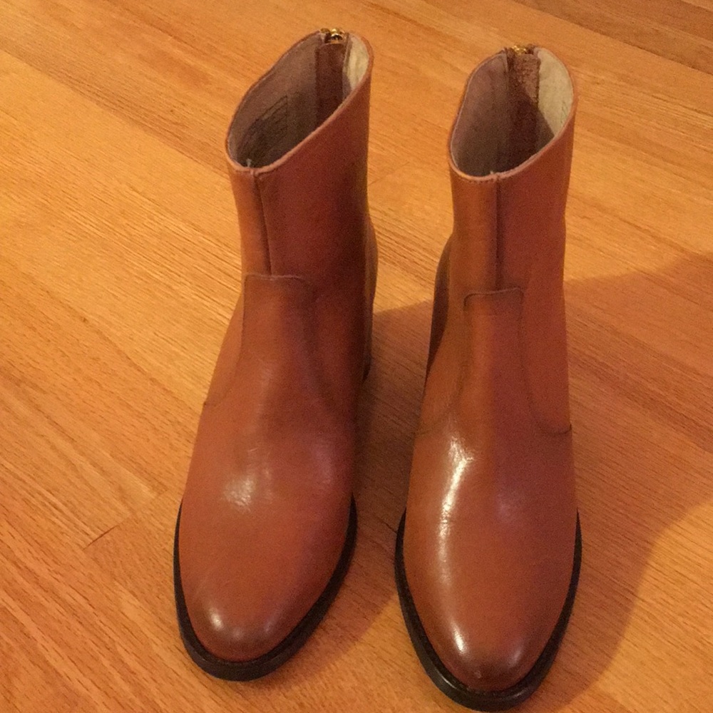 Leather Boots Camel Color Made in Portugal •SZ 9• NEW